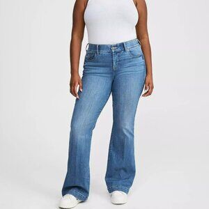 Torrid Bombshell Flare Premium Stretch Jeans Size 16S